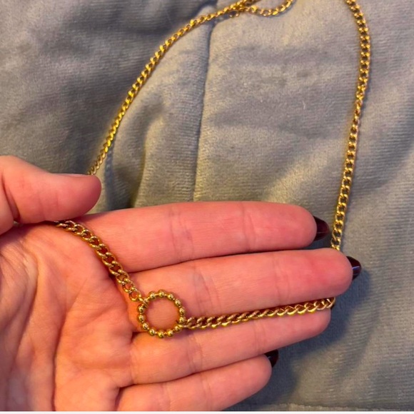 Bundle of two gold necklaces! - Picture 2 of 5